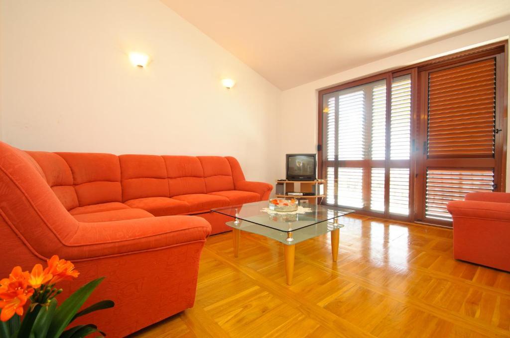 Hella Apartments Trogir Exterior photo